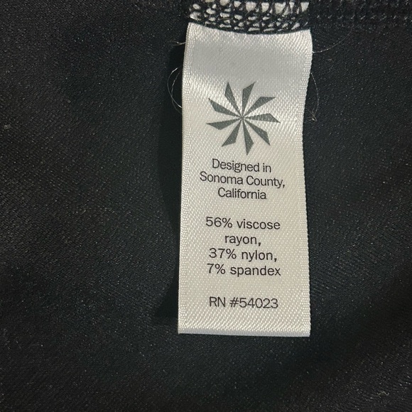 Athleta Black Fit & Flare Dress XS Short Sleeve Stretchy Everyday Classic - Picture 7 of 8